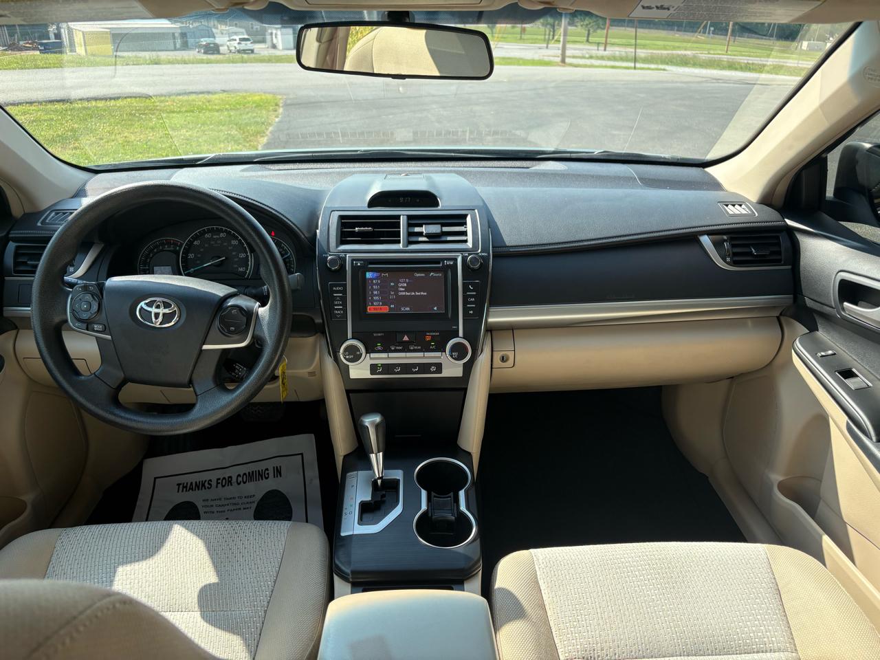 Toyota Camry 4dr Sdn LE Auto 2012