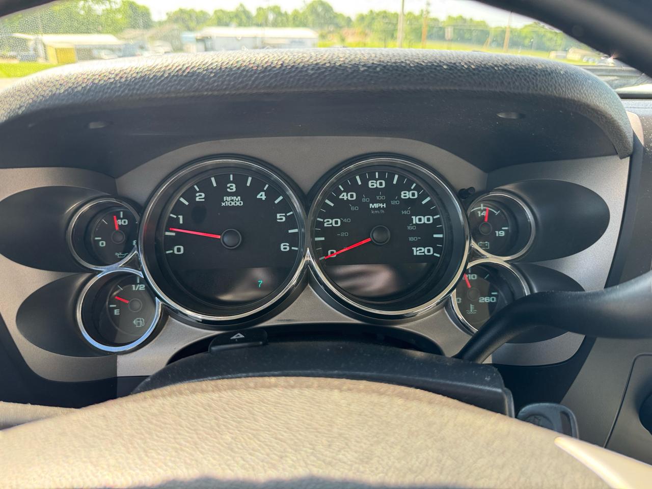 Chevrolet Silverado 1500 4WD Crew Cab 143.5" LT 2011