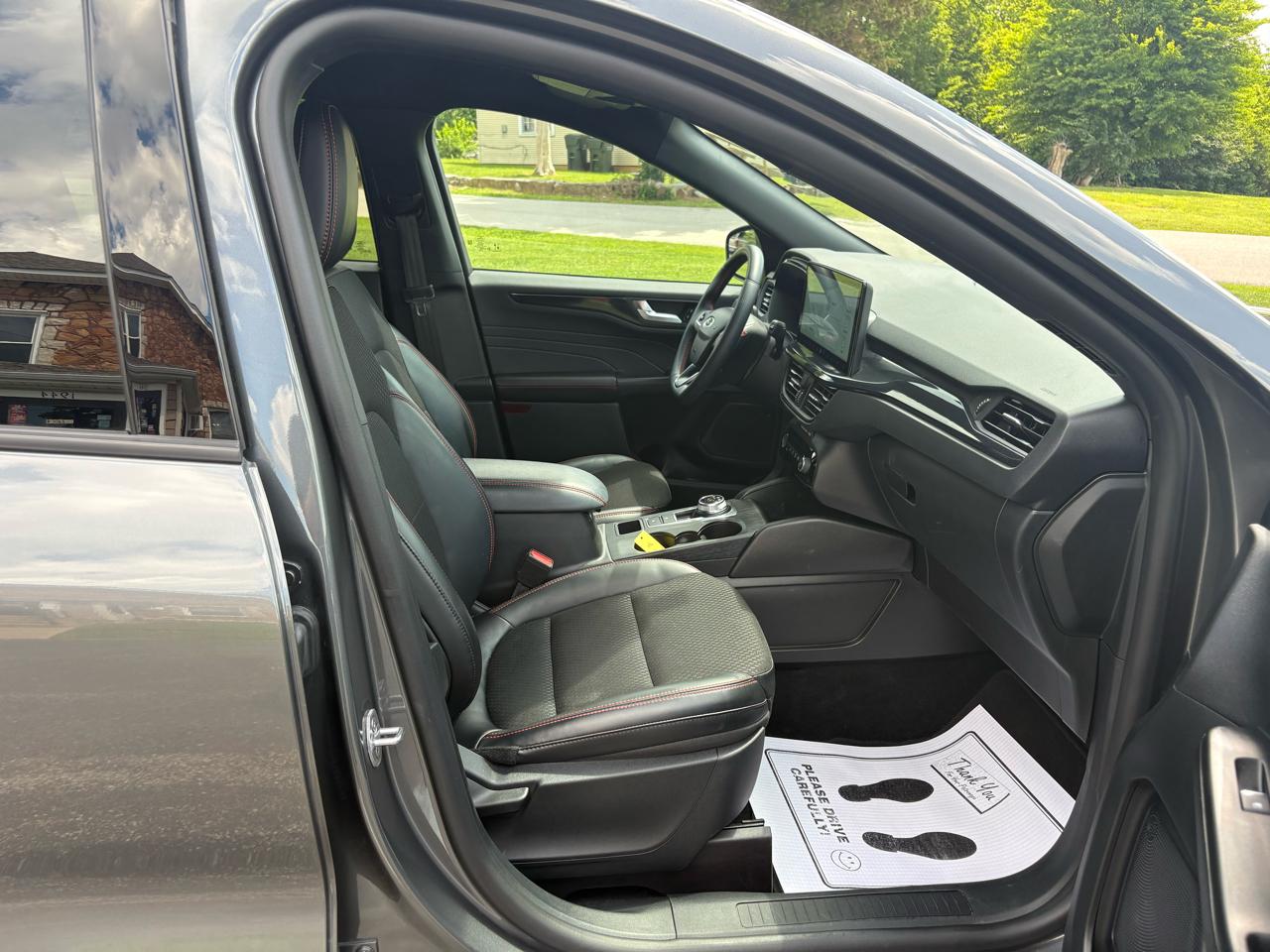 Ford Escape ST-Line Select AWD 2025