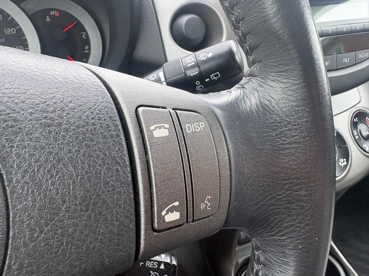 Toyota RAV4 Limited FWD 2010