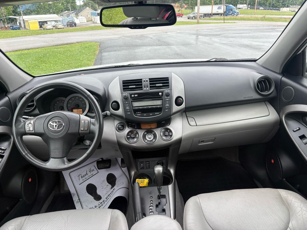 Toyota RAV4 Limited FWD 2010
