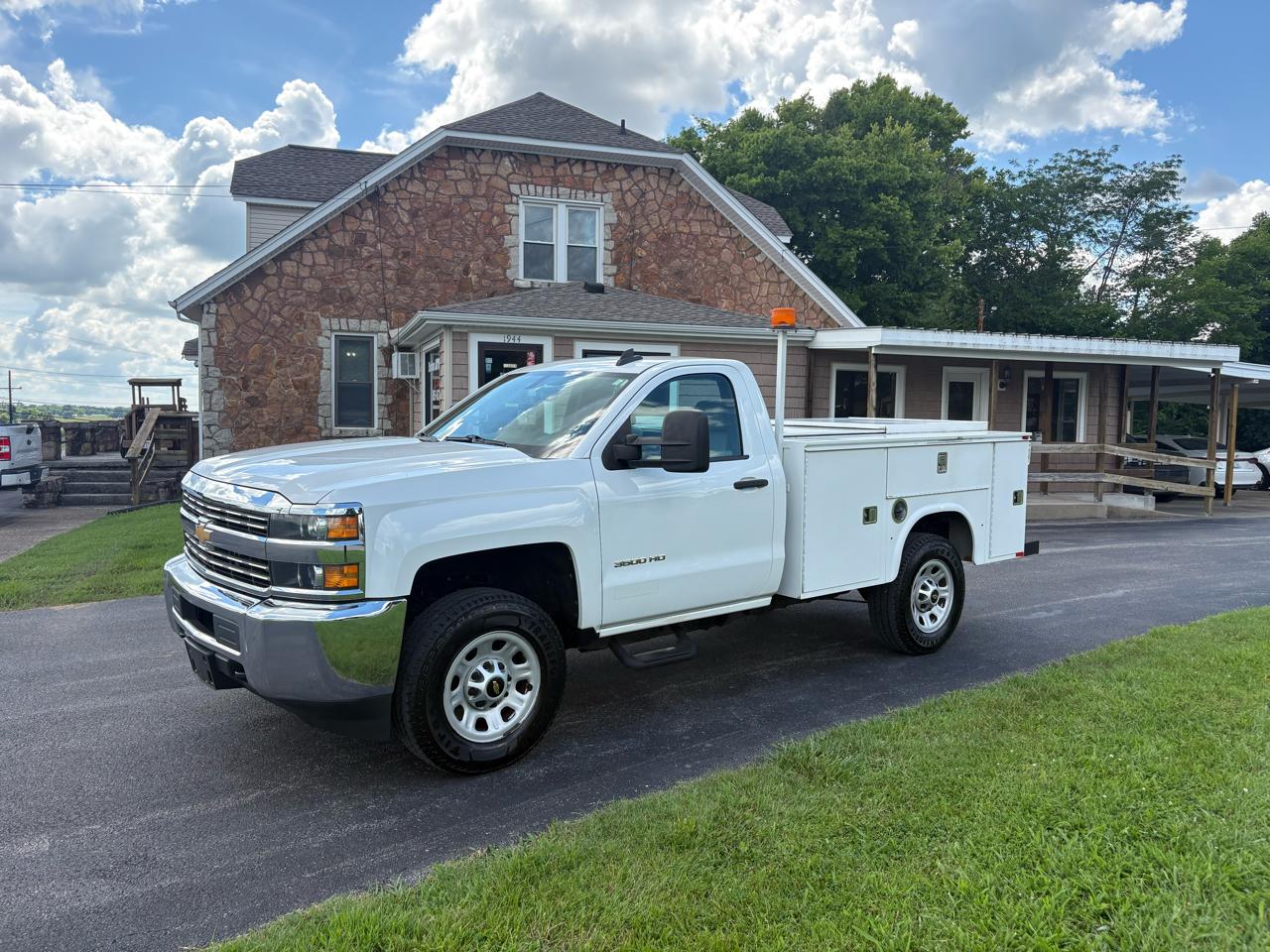 2016 Chevrolet Silverado 3500HD 2WD Reg Cab 133.6" Work Truck