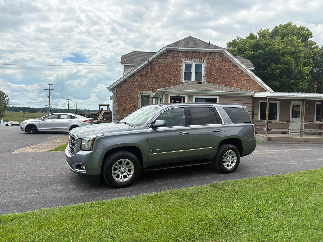GMC Yukon 4WD 4dr SLT 2020