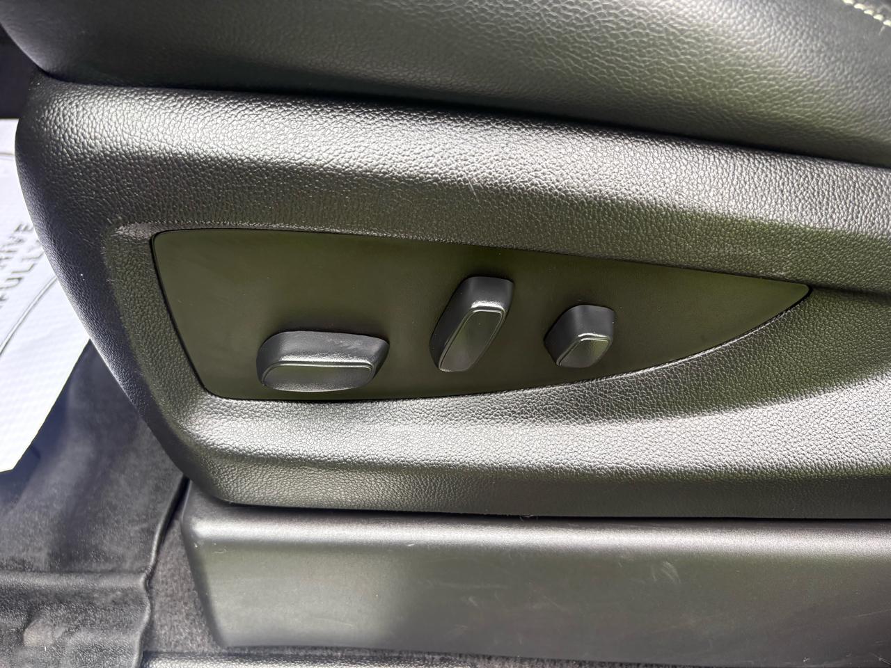 GMC Yukon 4WD 4dr SLT 2020