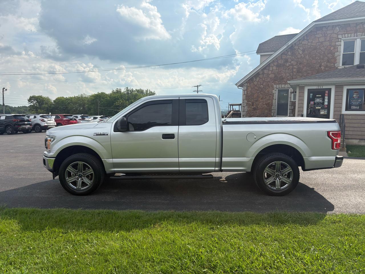 Ford F-150 2WD SuperCab 145" XL 2019