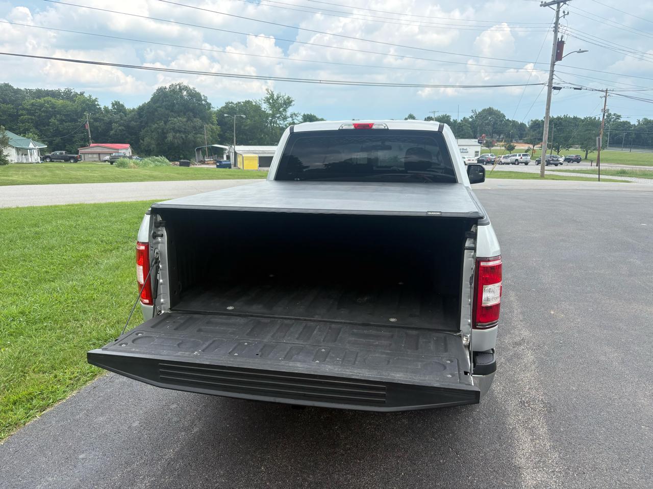 Ford F-150 2WD SuperCab 145" XL 2019
