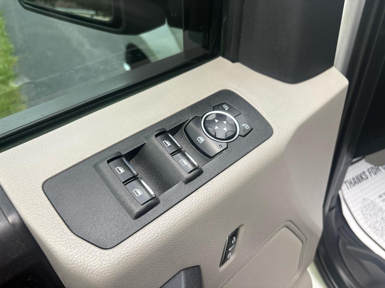 Ford F-150 2WD SuperCab 145" XL 2019