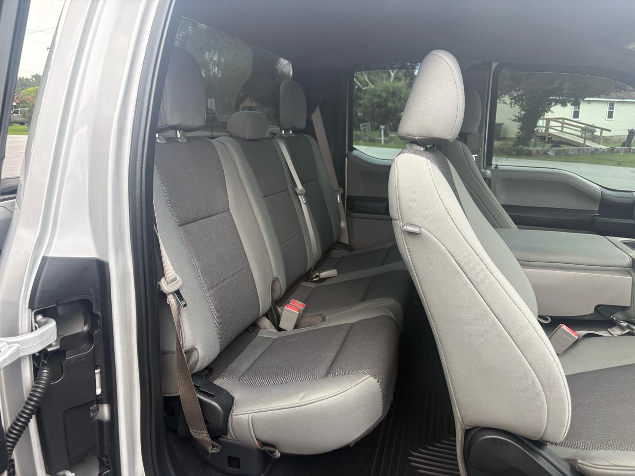 Ford F-150 2WD SuperCab 145" XL 2019