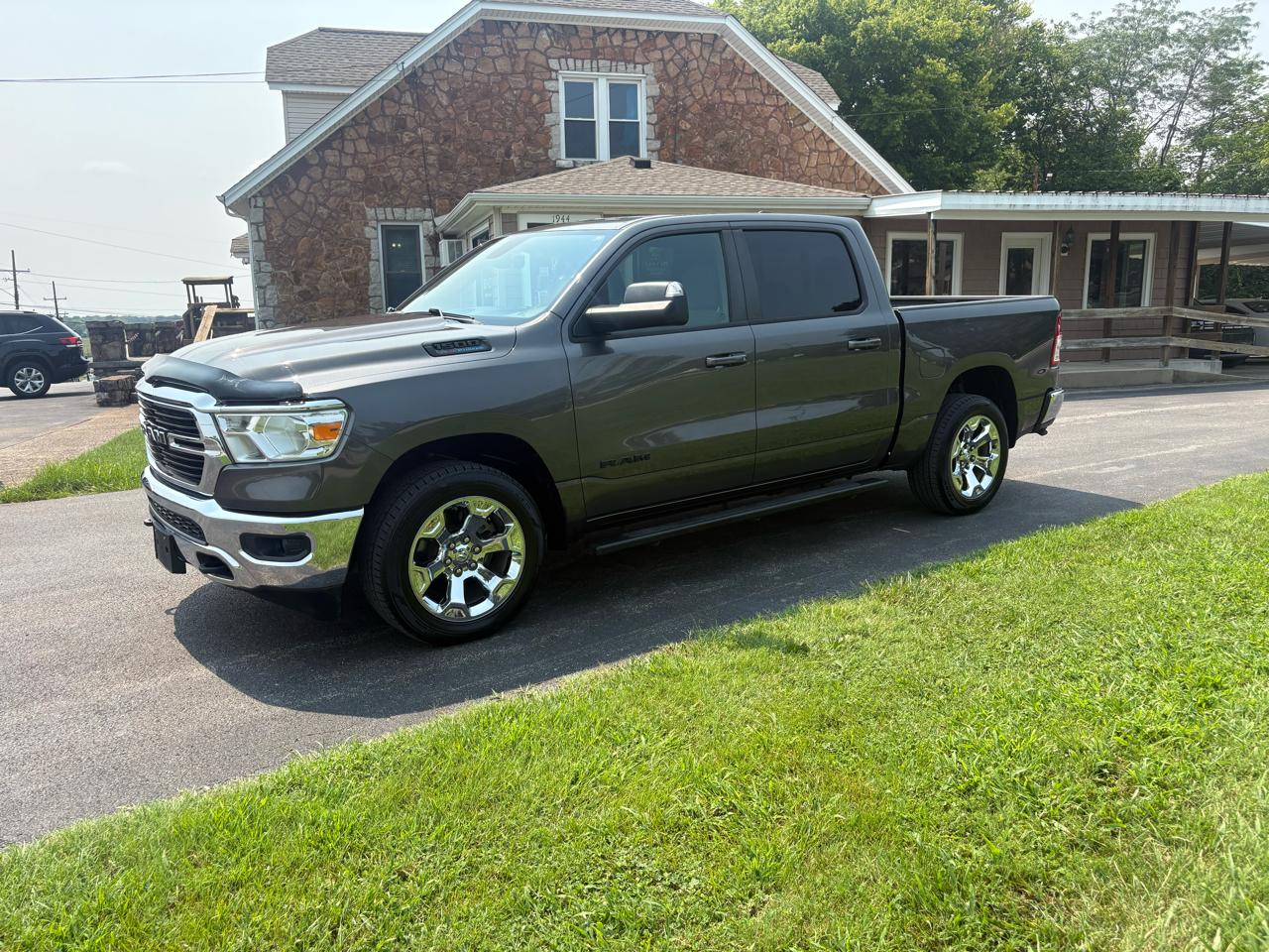 2021 RAM 1500 Big Horn 4x4 Crew Cab 5'7" Box