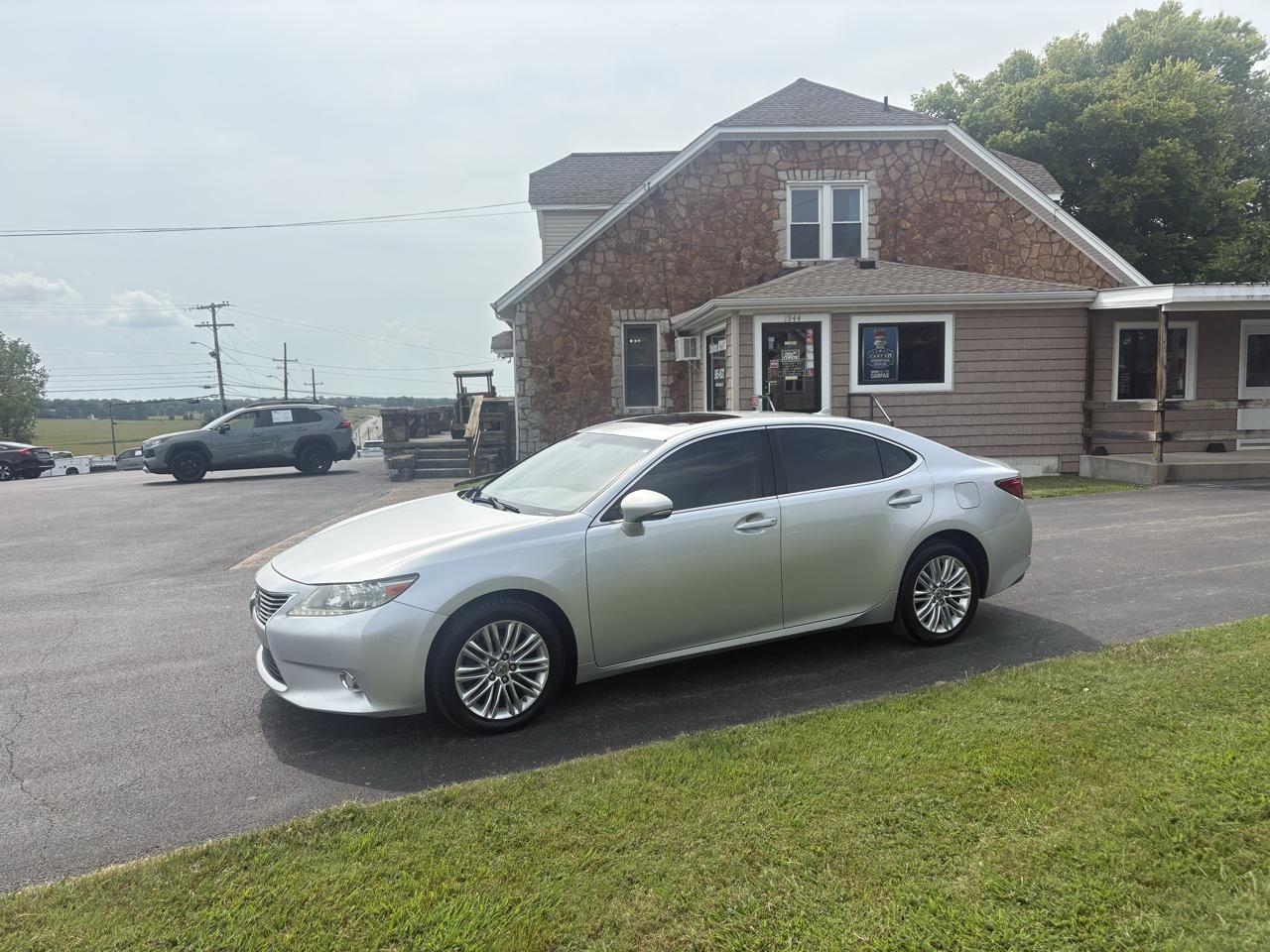 2013 Lexus ES 350 4dr Sdn