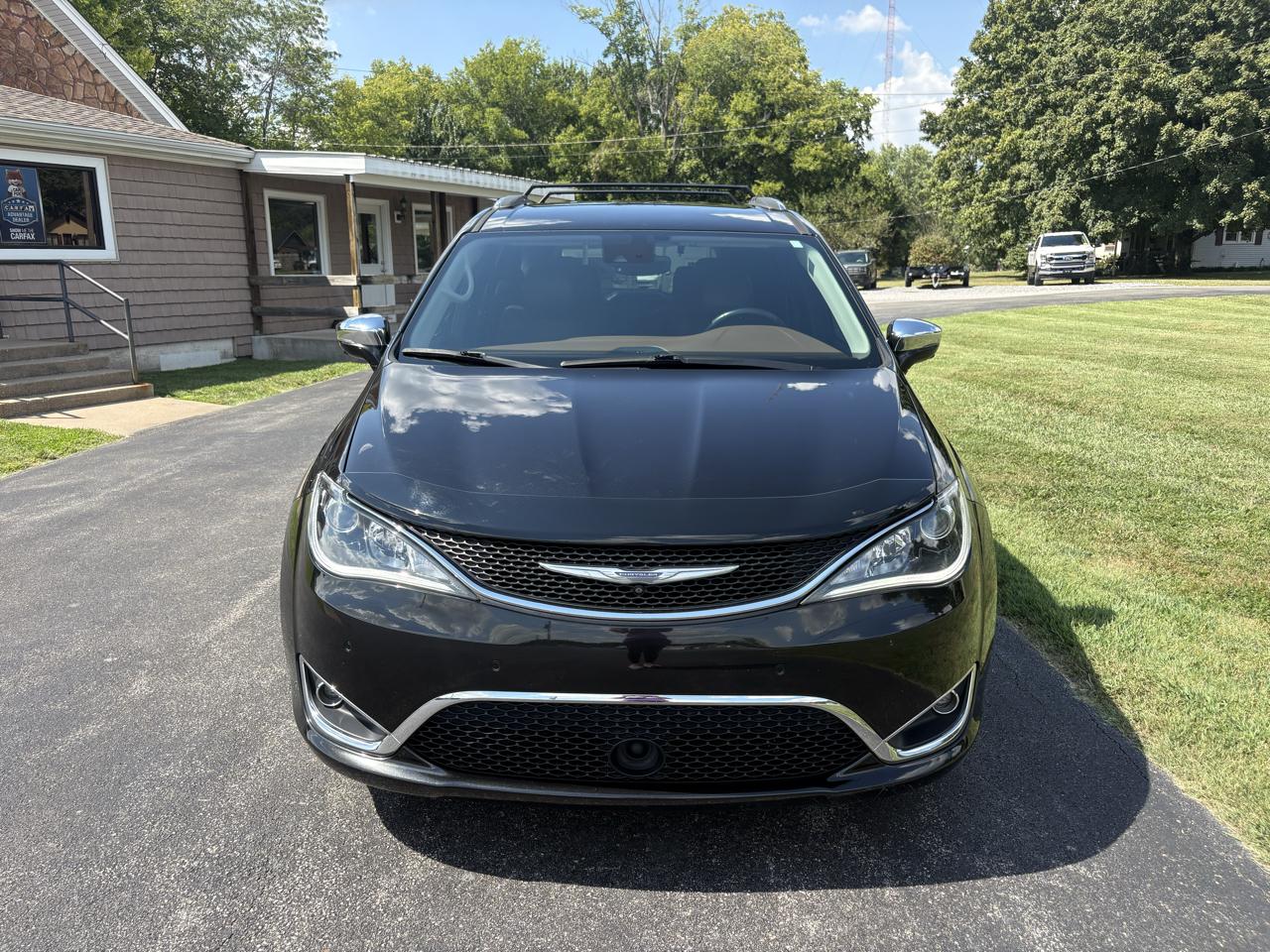 Chrysler Pacifica Limited FWD 2017