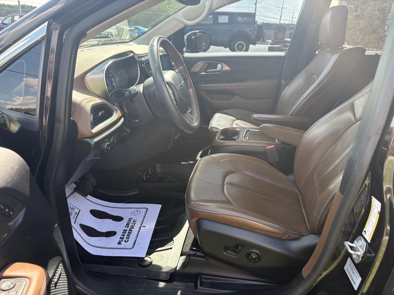 Chrysler Pacifica Limited FWD 2017