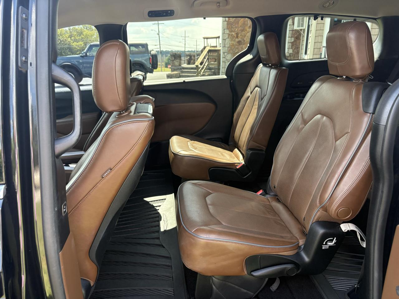 Chrysler Pacifica Limited FWD 2017