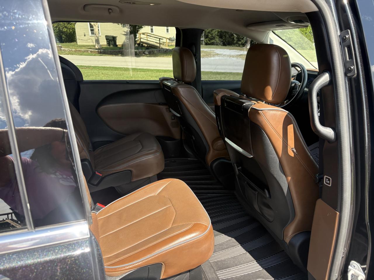 Chrysler Pacifica Limited FWD 2017