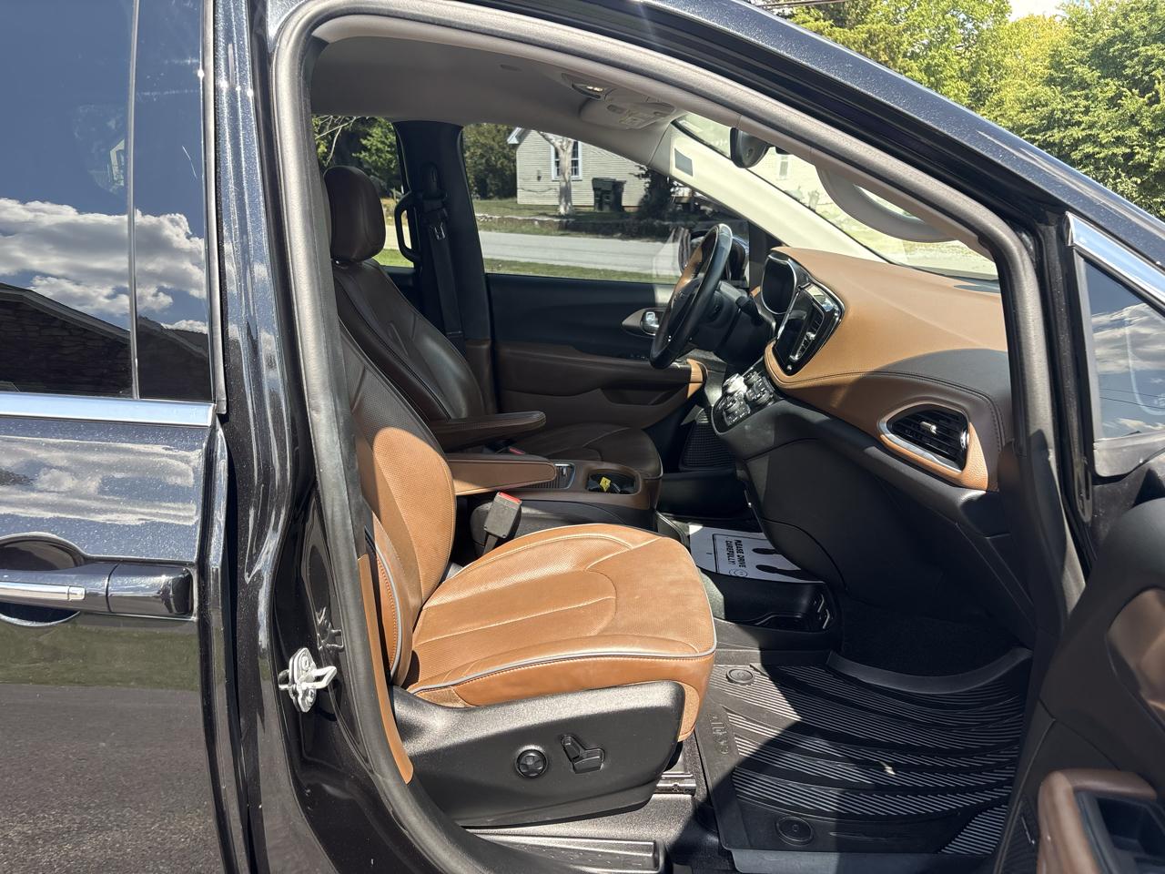 Chrysler Pacifica Limited FWD 2017