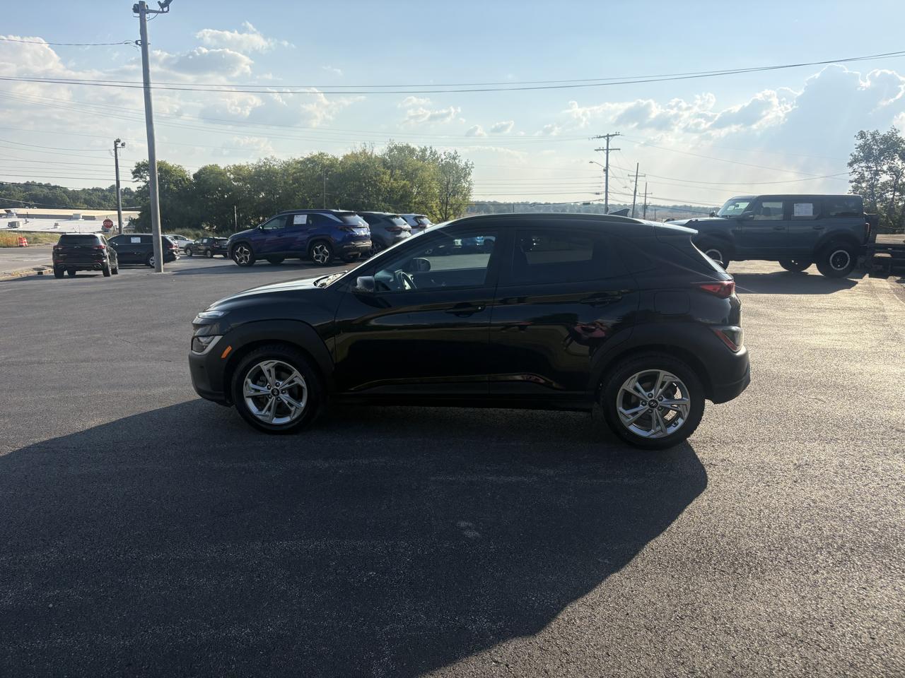 Hyundai Kona SEL Auto FWD 2023