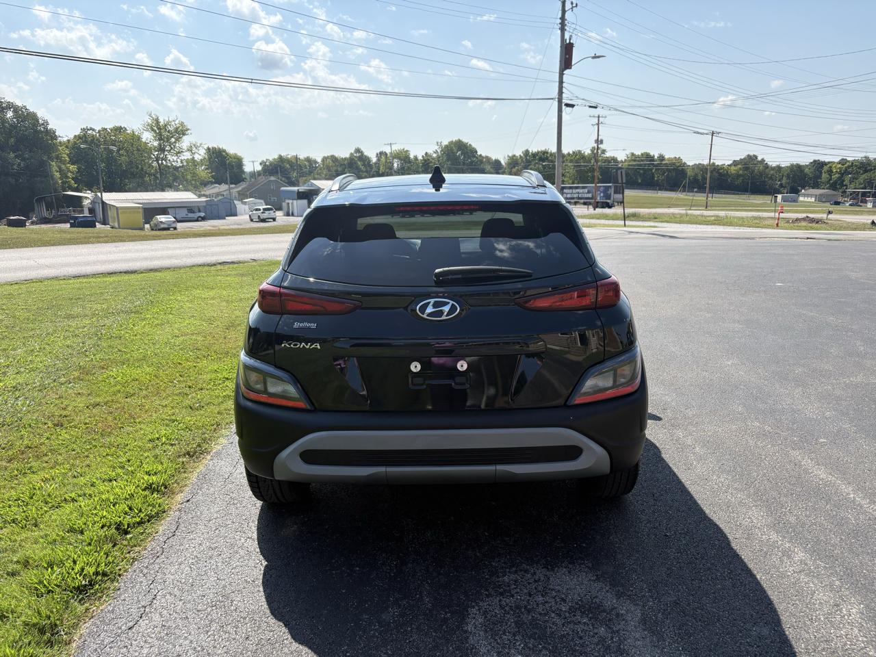 Hyundai Kona SEL Auto FWD 2023