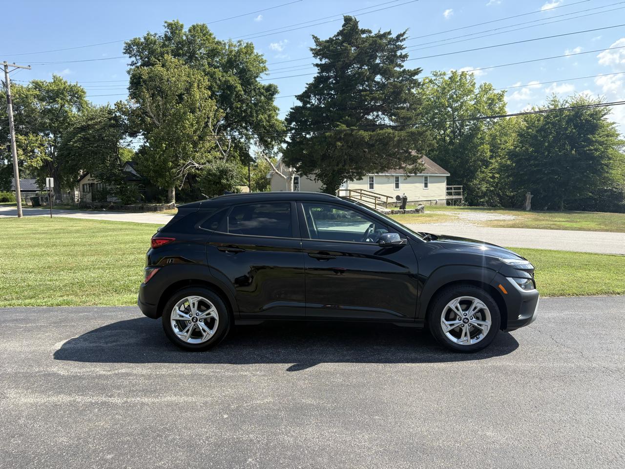 Hyundai Kona SEL Auto FWD 2023