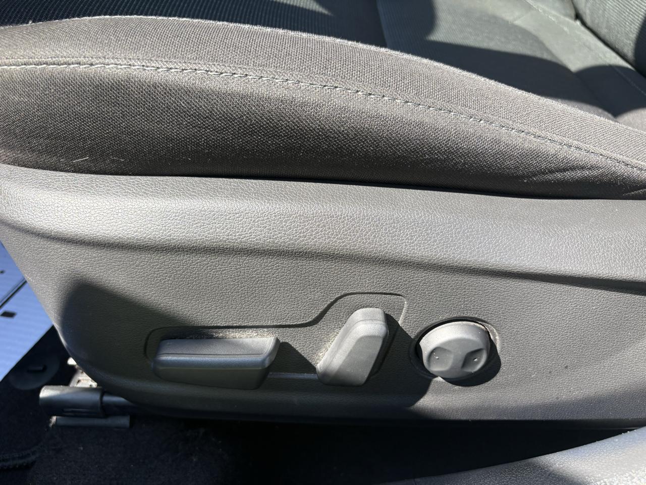 Hyundai Kona SEL Auto FWD 2023