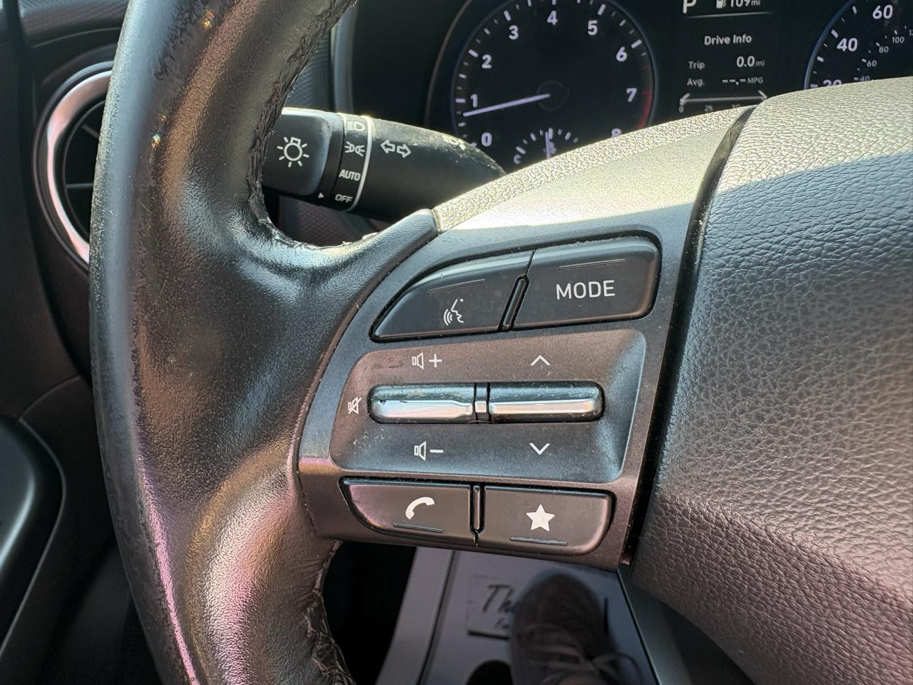 Hyundai Kona SEL Auto FWD 2023
