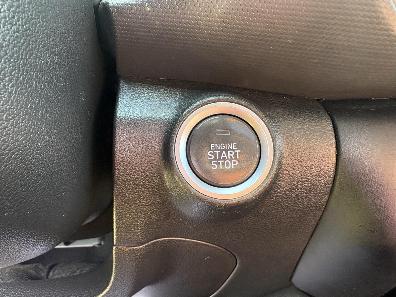 Hyundai Kona SEL Auto FWD 2023