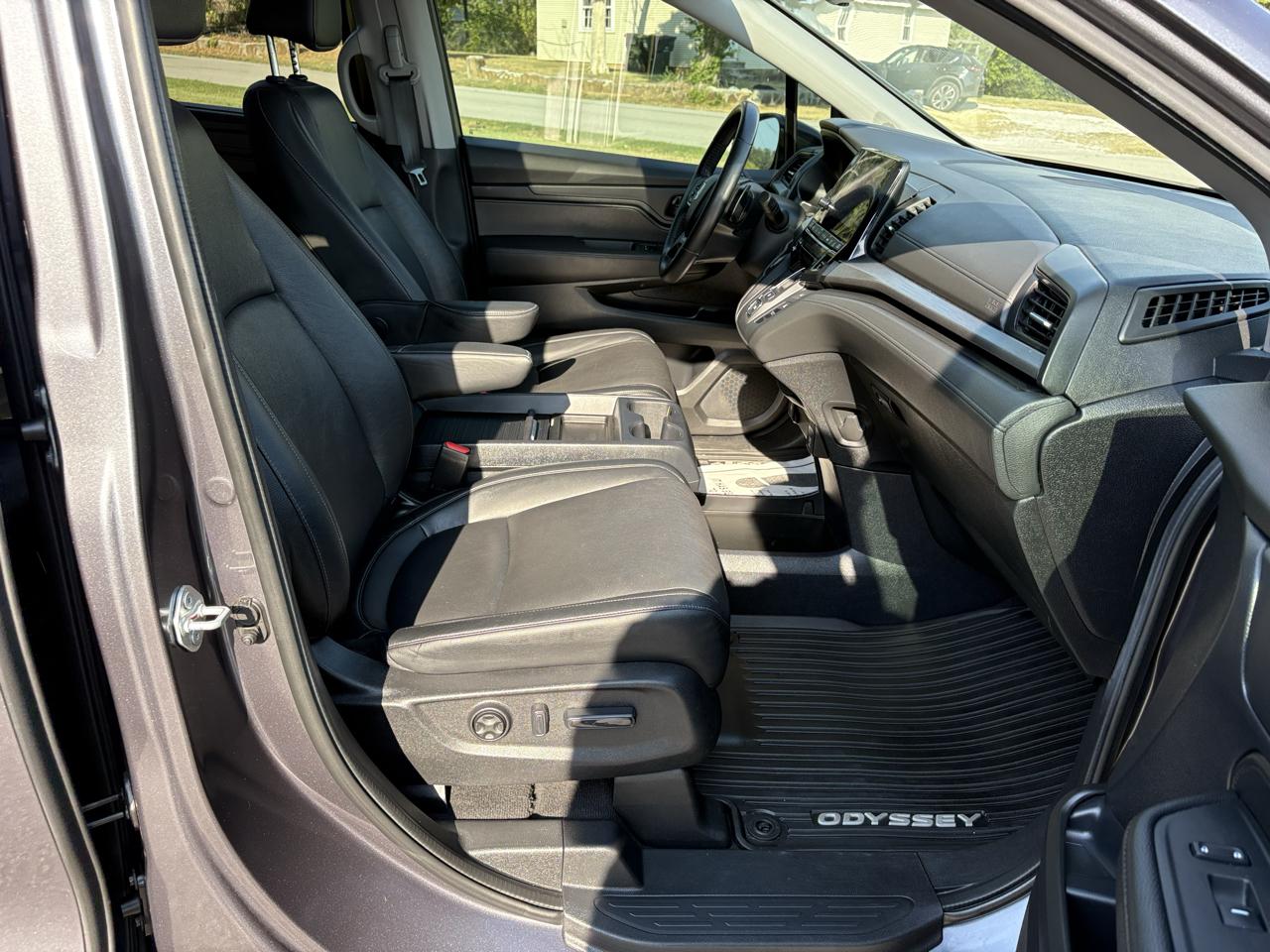 Honda Odyssey EX-L Auto 2024