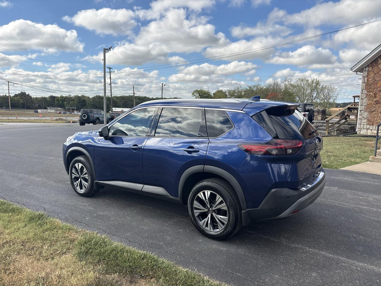 Nissan Rogue FWD SV 2021