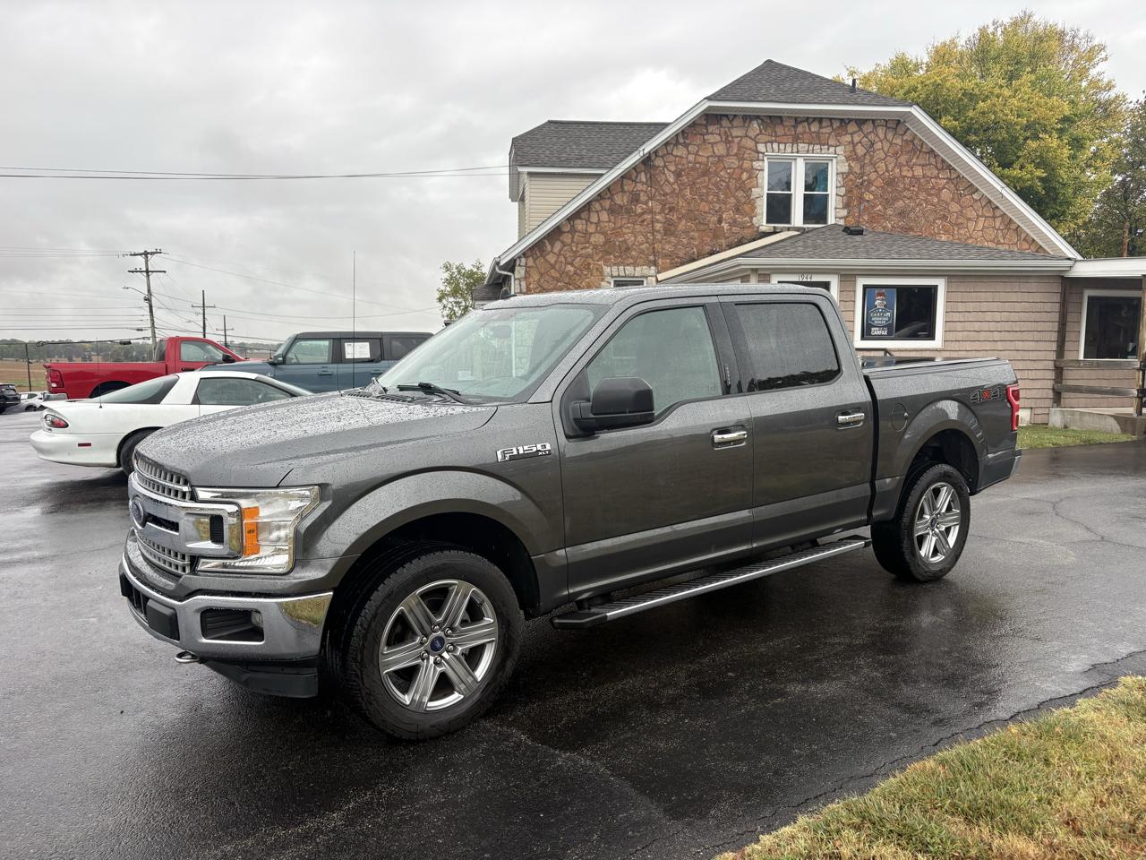 2020 Ford F-150 4WD SuperCrew 139" XLT