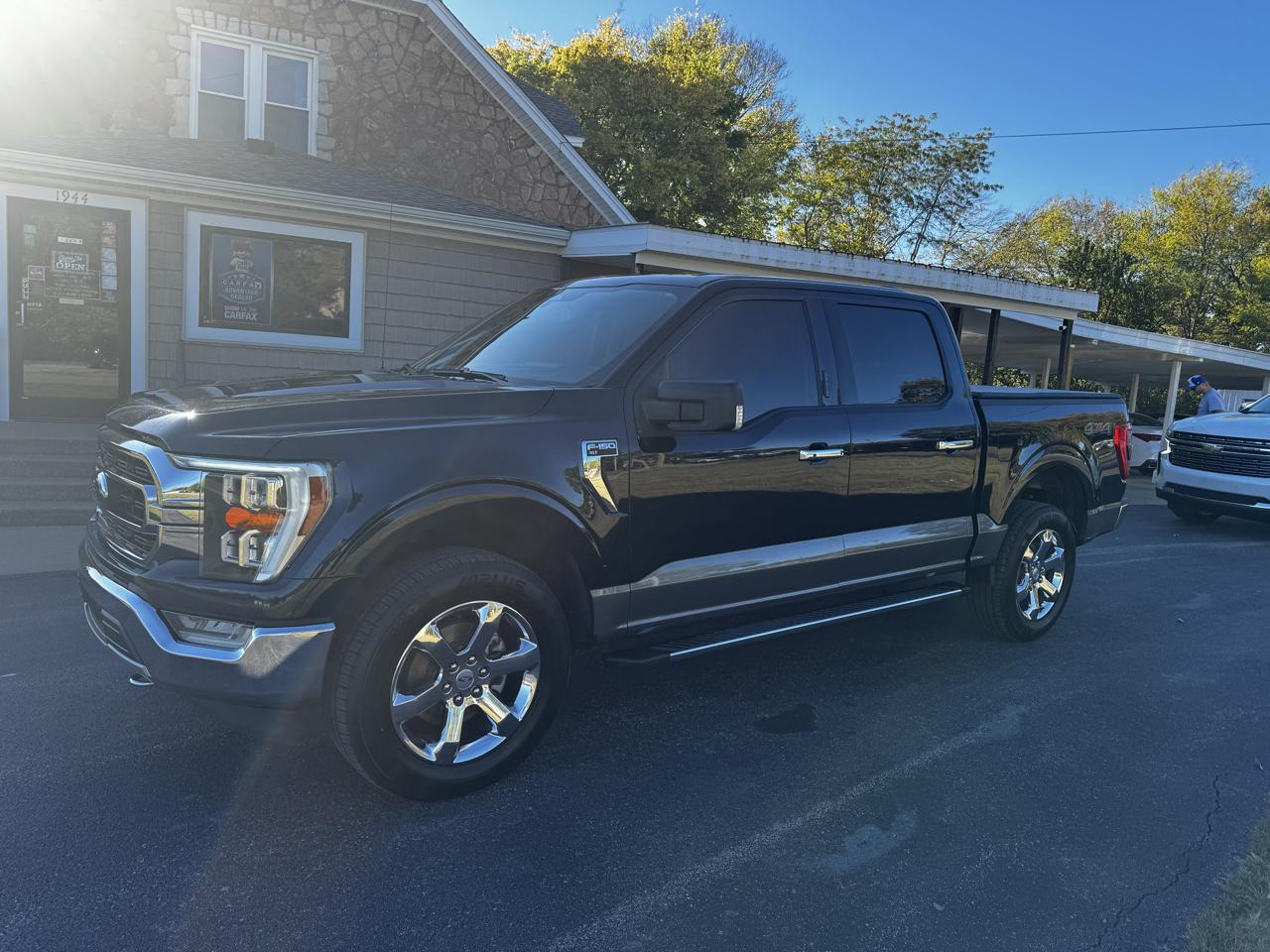 2021 Ford F-150 4WD SuperCrew 139" XLT