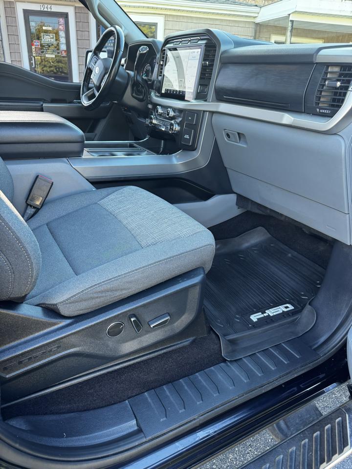 Ford F-150 4WD SuperCrew 139" XLT 2021