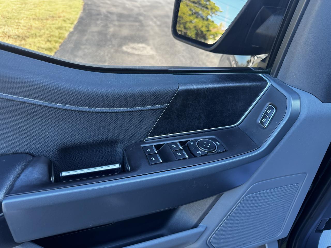 Ford F-150 4WD SuperCrew 139" XLT 2021