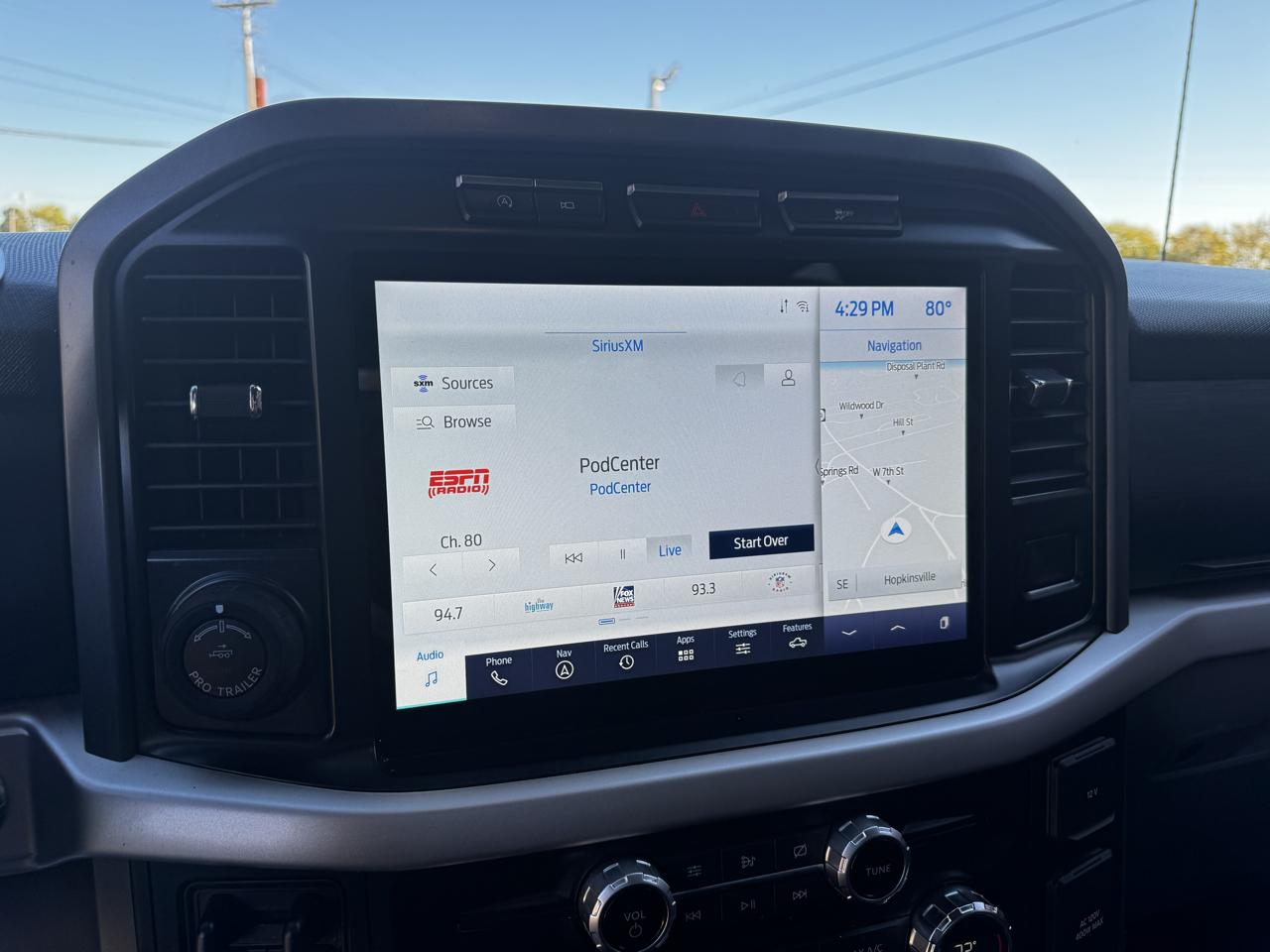 Ford F-150 4WD SuperCrew 139" XLT 2021