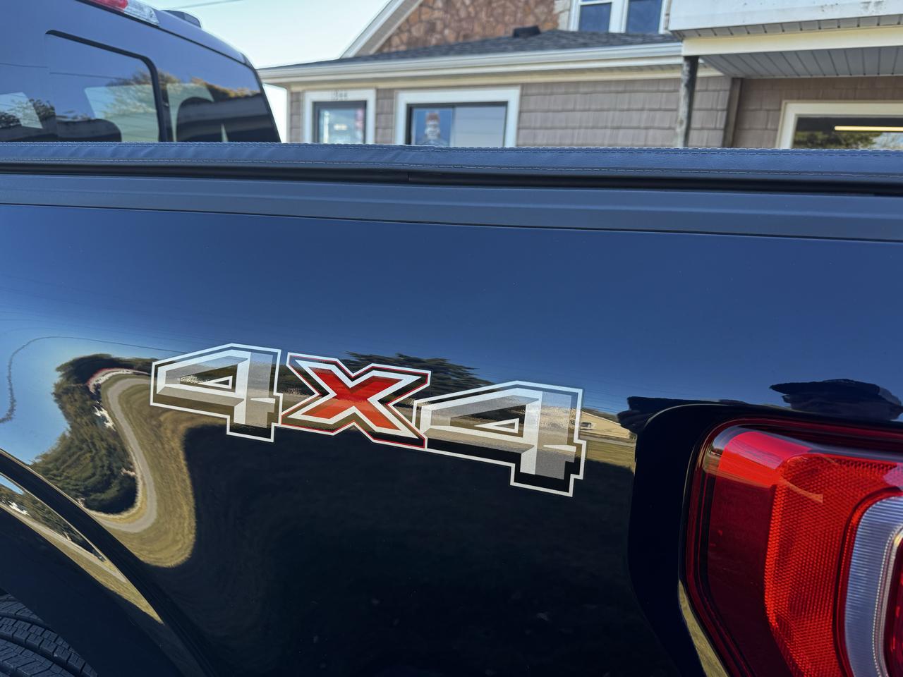 Ford F-150 4WD SuperCrew 139" XLT 2021