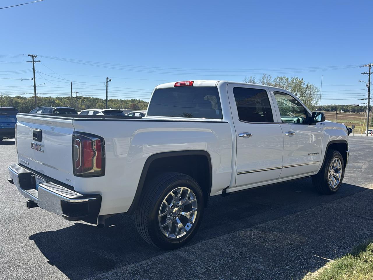 GMC Sierra 1500 4WD Crew Cab 143.5" SLT 2016