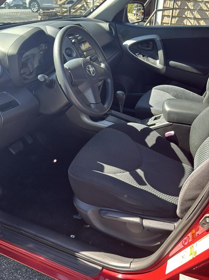 Toyota RAV4 2WD 4dr 4-cyl Sport (Natl) 2007