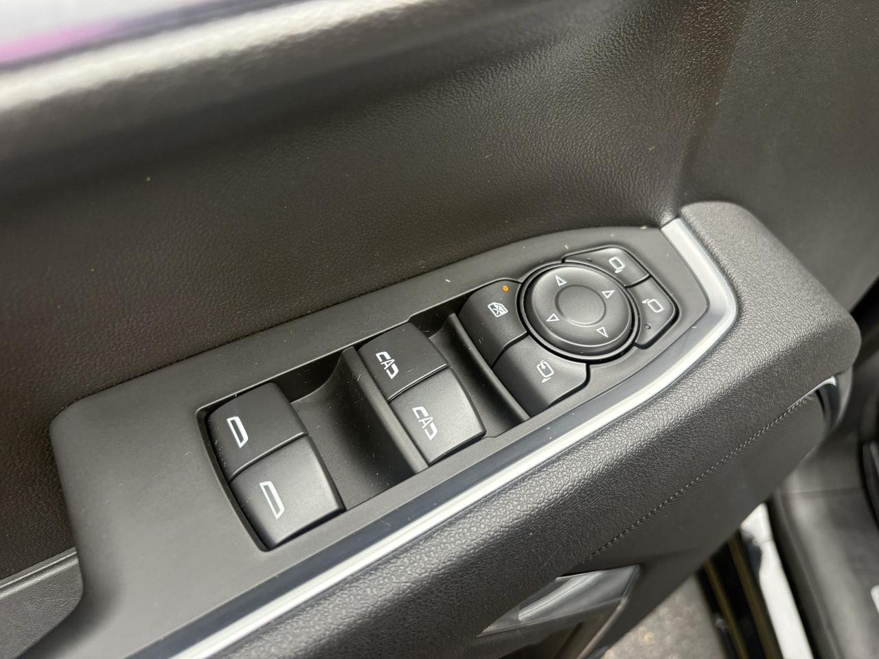 GMC Sierra 1500 4WD Crew Cab 147" SLT 2026