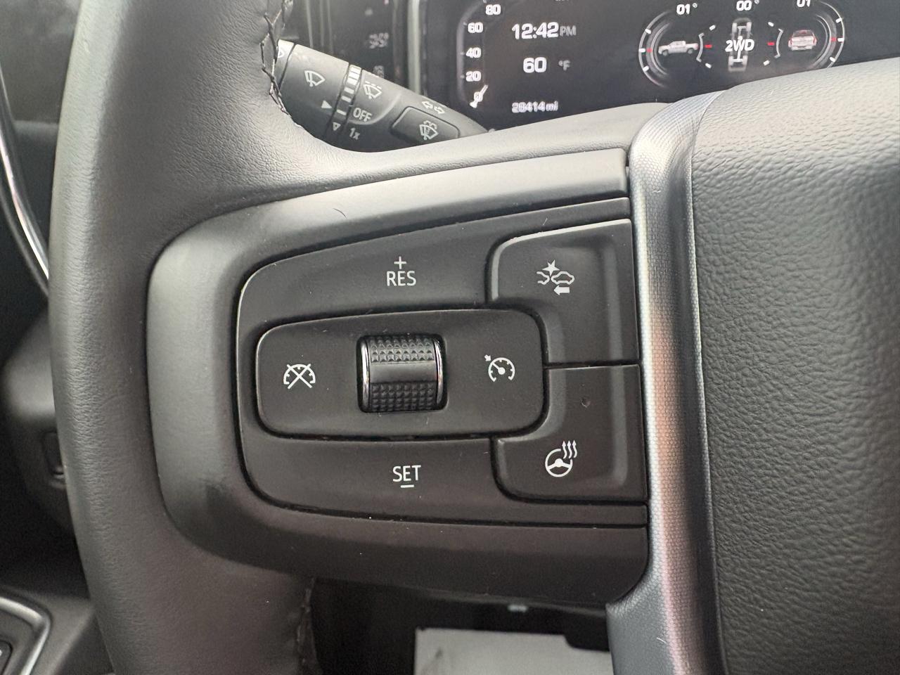 GMC Sierra 1500 4WD Crew Cab 147" SLT 2026