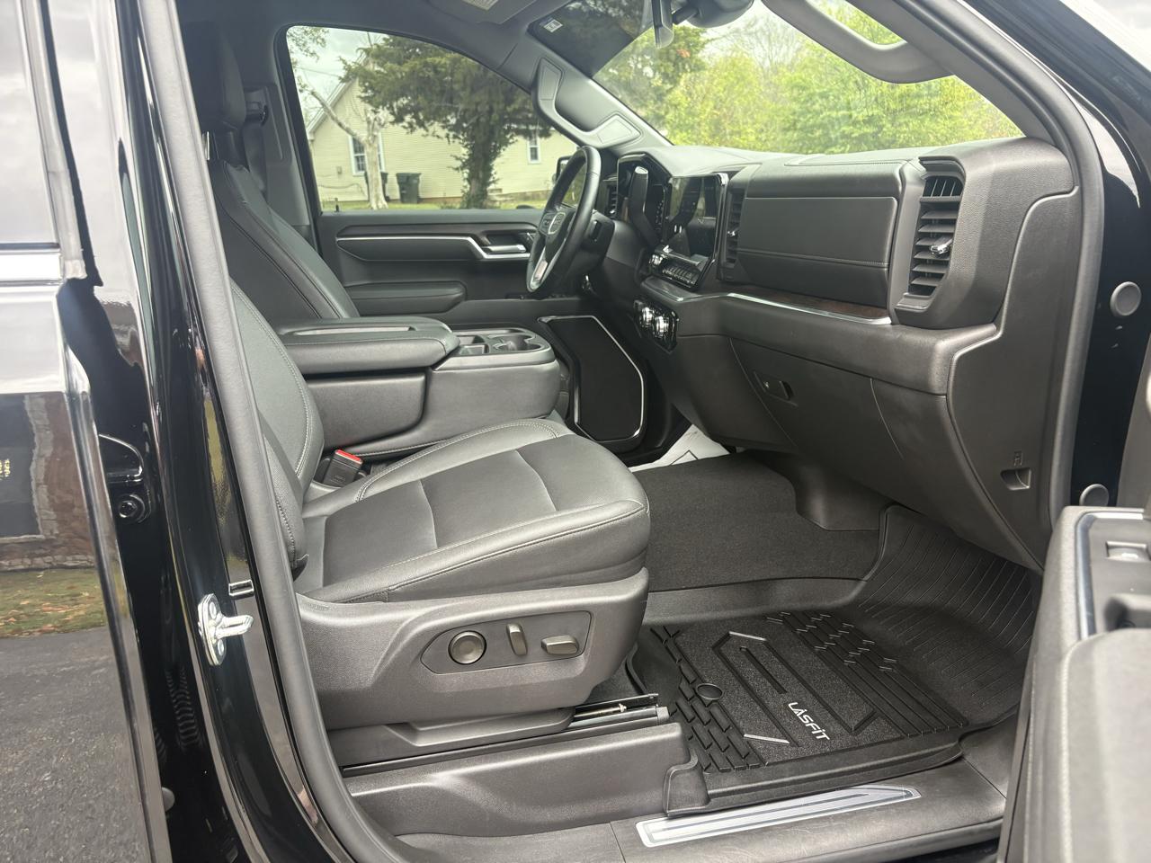 GMC Sierra 1500 4WD Crew Cab 147" SLT 2026