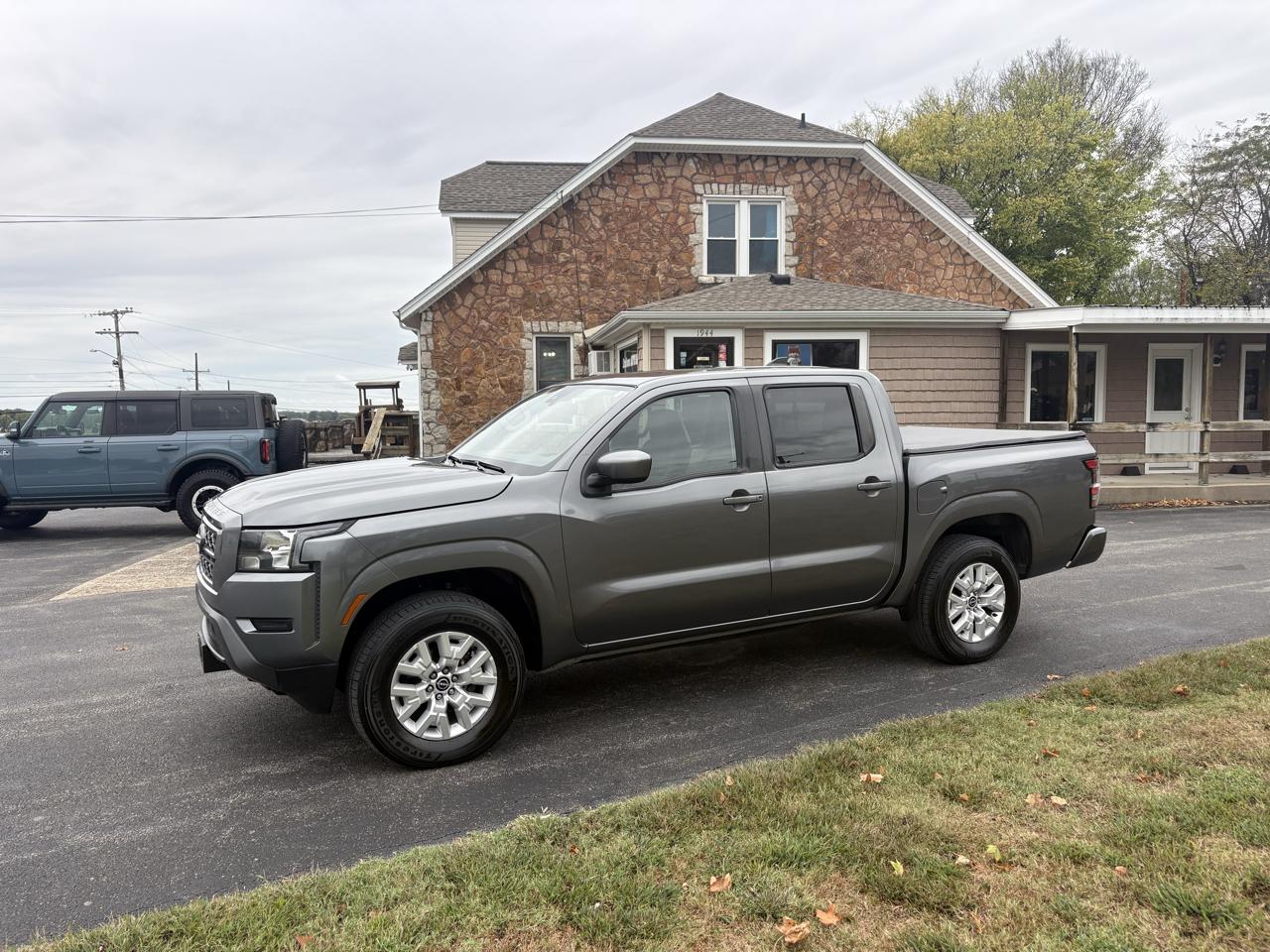 Nissan Frontier Crew Cab 4x4 SV Auto 2022