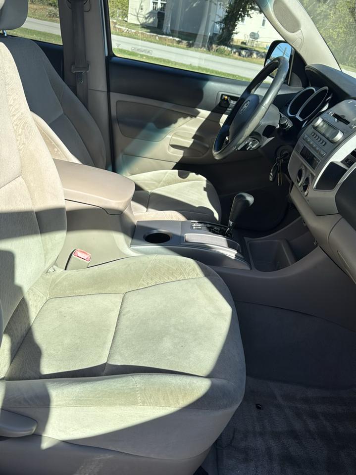 Toyota Tacoma 2WD Dbl LB V6 AT PreRunner (Natl) 2008