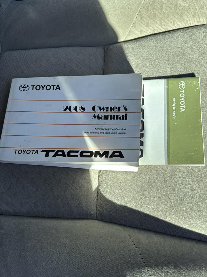 Toyota Tacoma 2WD Dbl LB V6 AT PreRunner (Natl) 2008