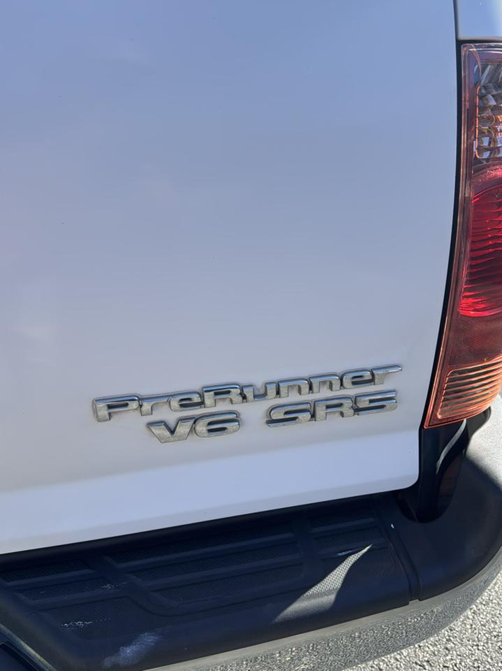 Toyota Tacoma 2WD Dbl LB V6 AT PreRunner (Natl) 2008