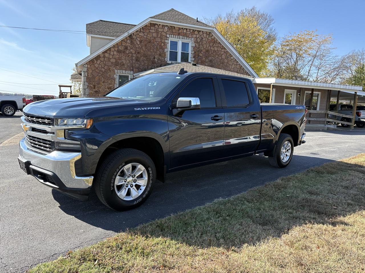 Chevrolet Silverado 1500 4WD Crew Cab 157" LT 2020