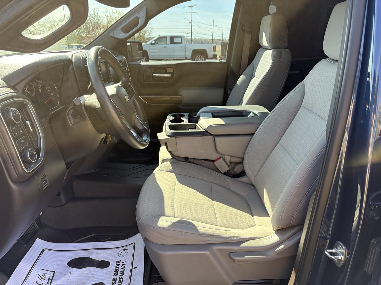 Chevrolet Silverado 1500 4WD Crew Cab 157" LT 2020