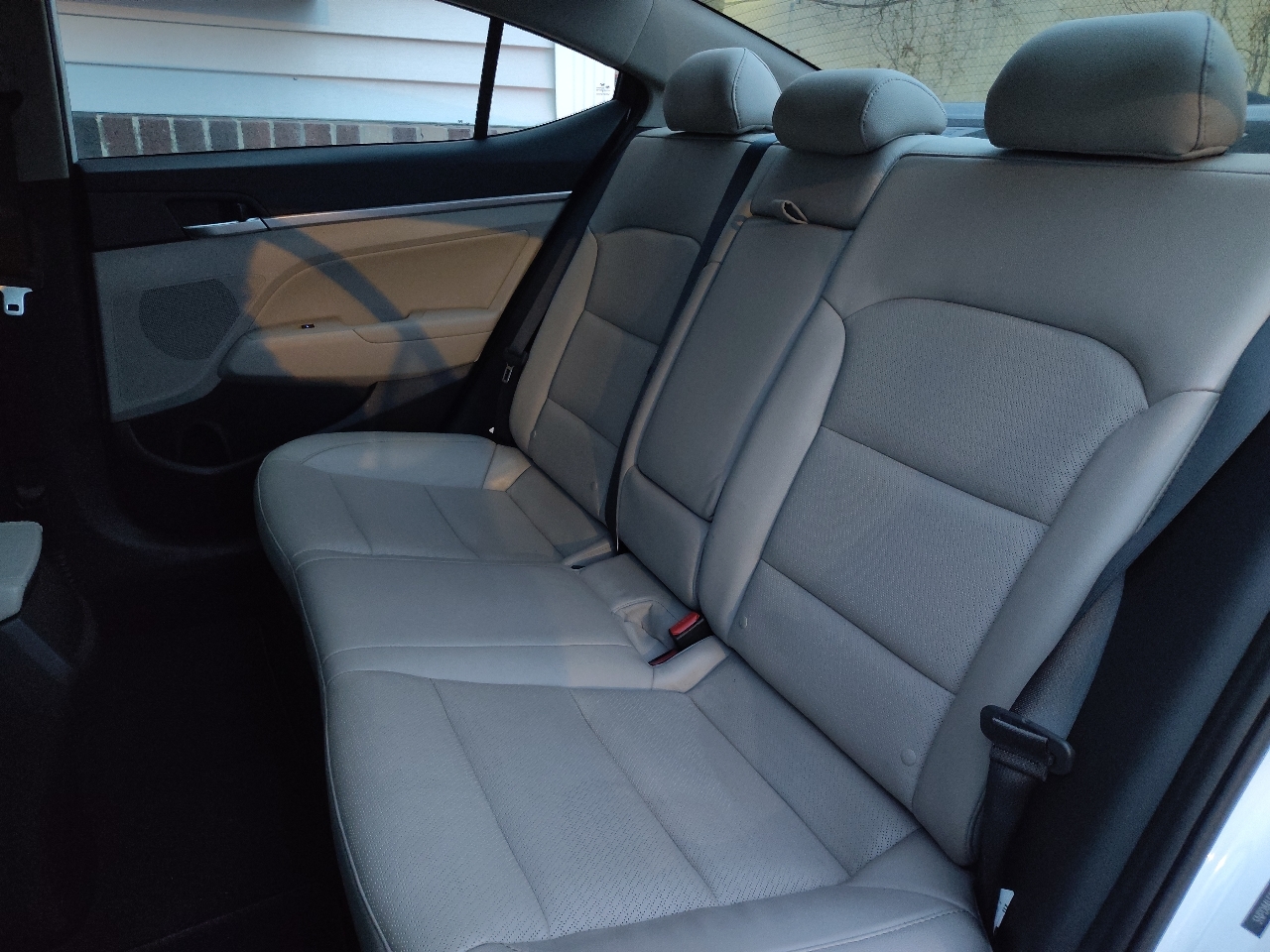 Hyundai Elantra Limited 2020