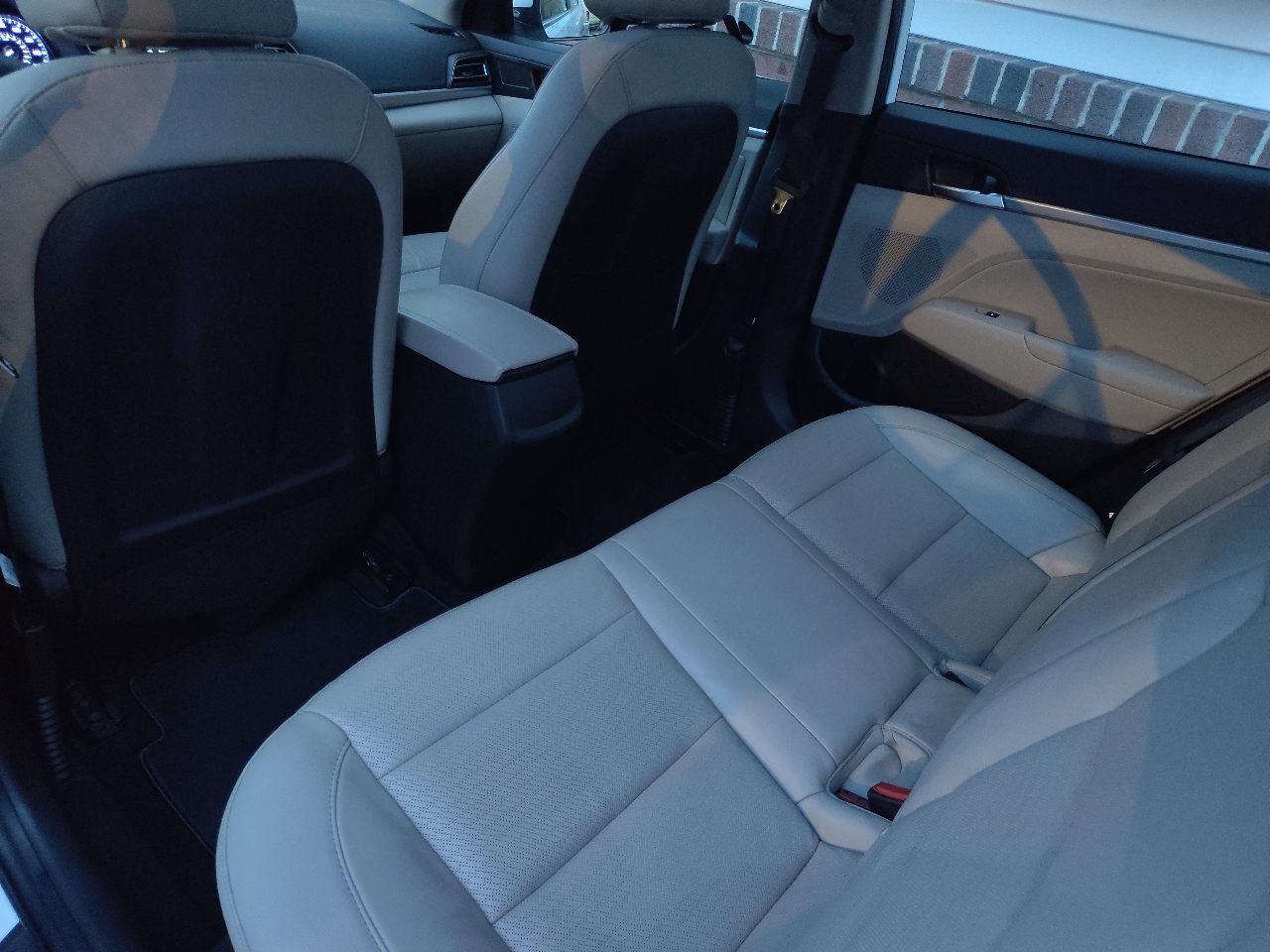 Hyundai Elantra Limited 2020