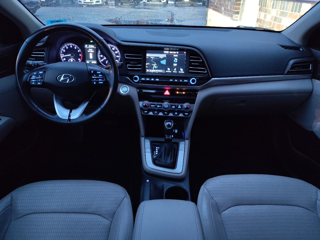 Hyundai Elantra Limited 2020