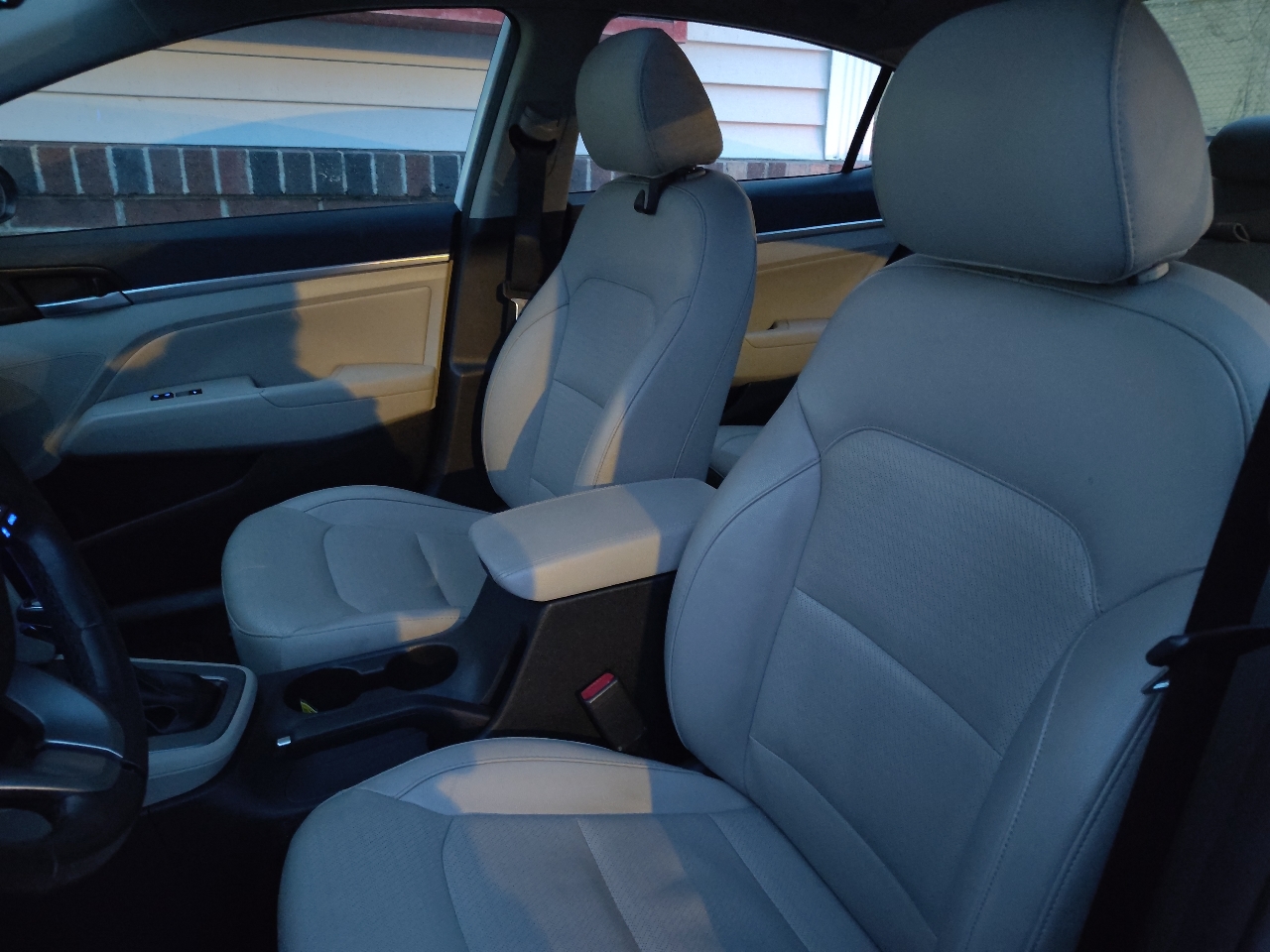 Hyundai Elantra Limited 2020