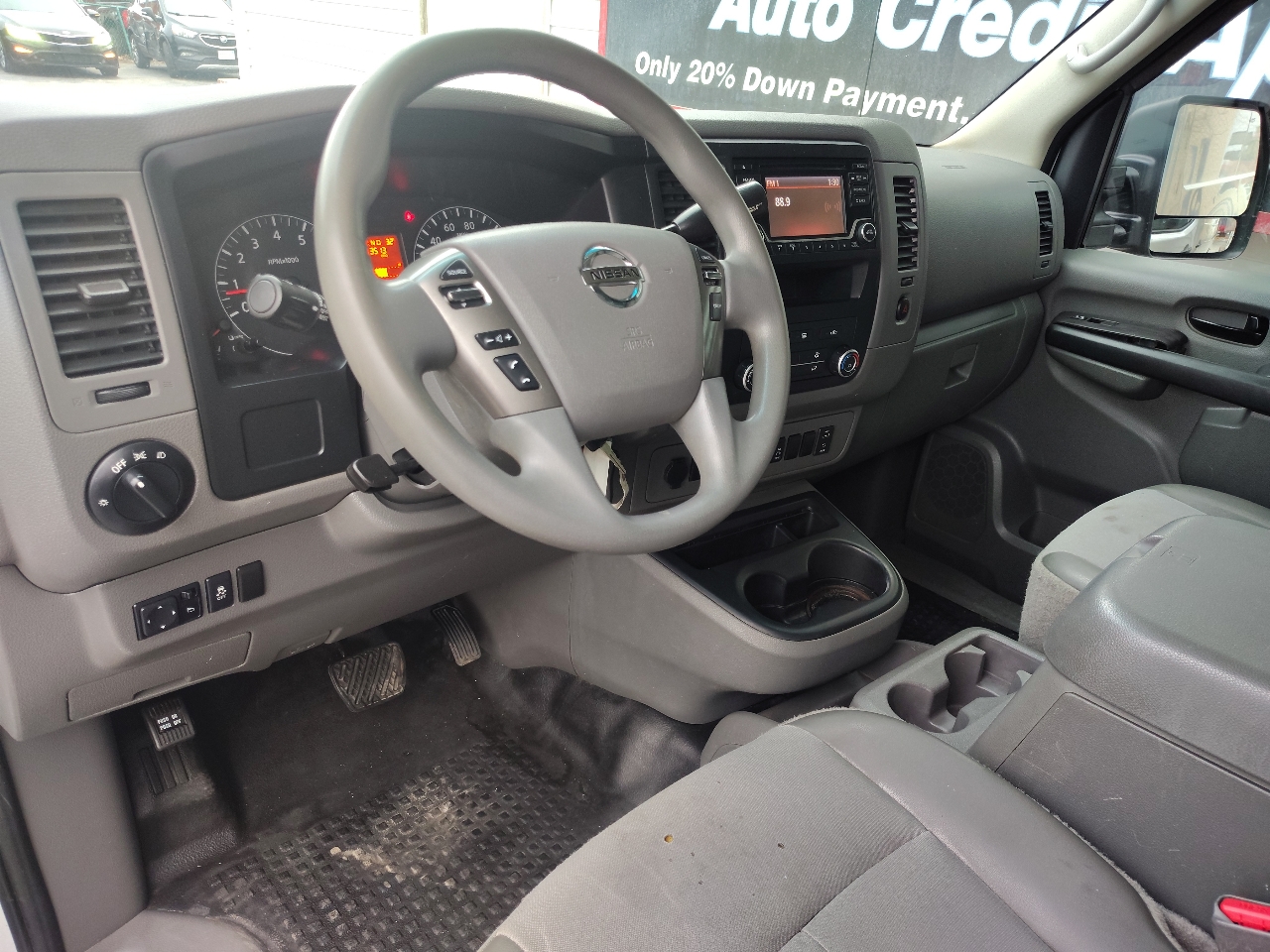 Nissan NV Cargo NV3500 HD Standard Roof V8 SV 2018