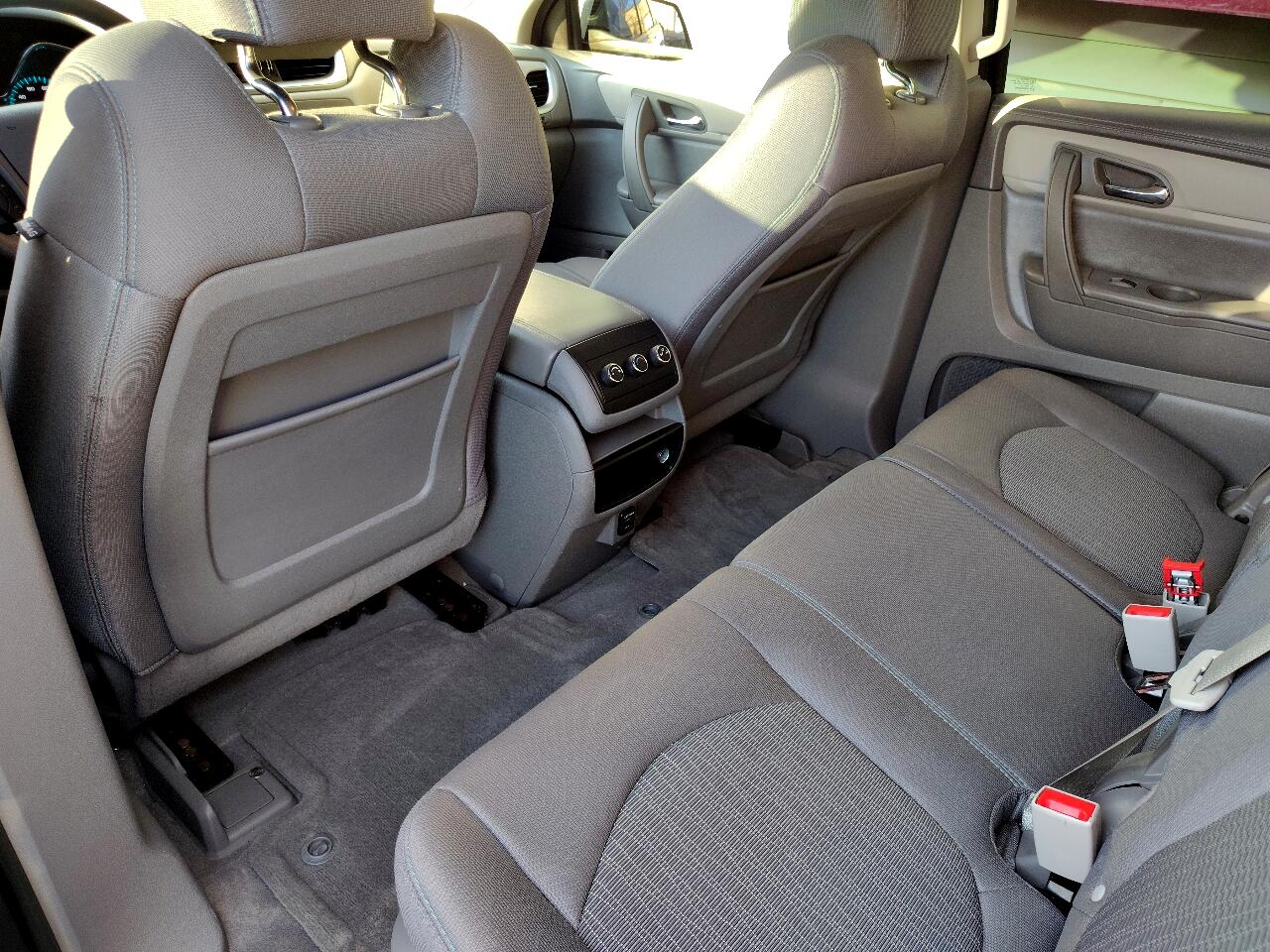 Chevrolet Traverse LS 2016